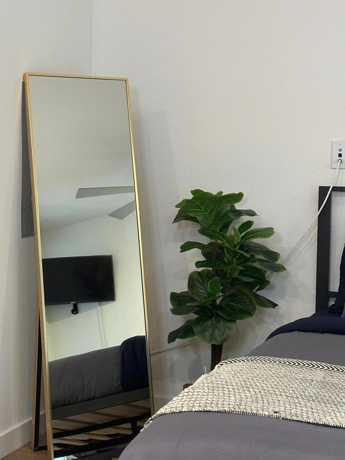 Hollywood Universal Studios Apartment Free Parking Лос-Анджелес Экстерьер фото